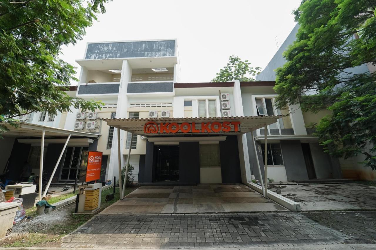 Koolkost Near Universitas Prasetiya Mulya Pagedangan Kültér fotó